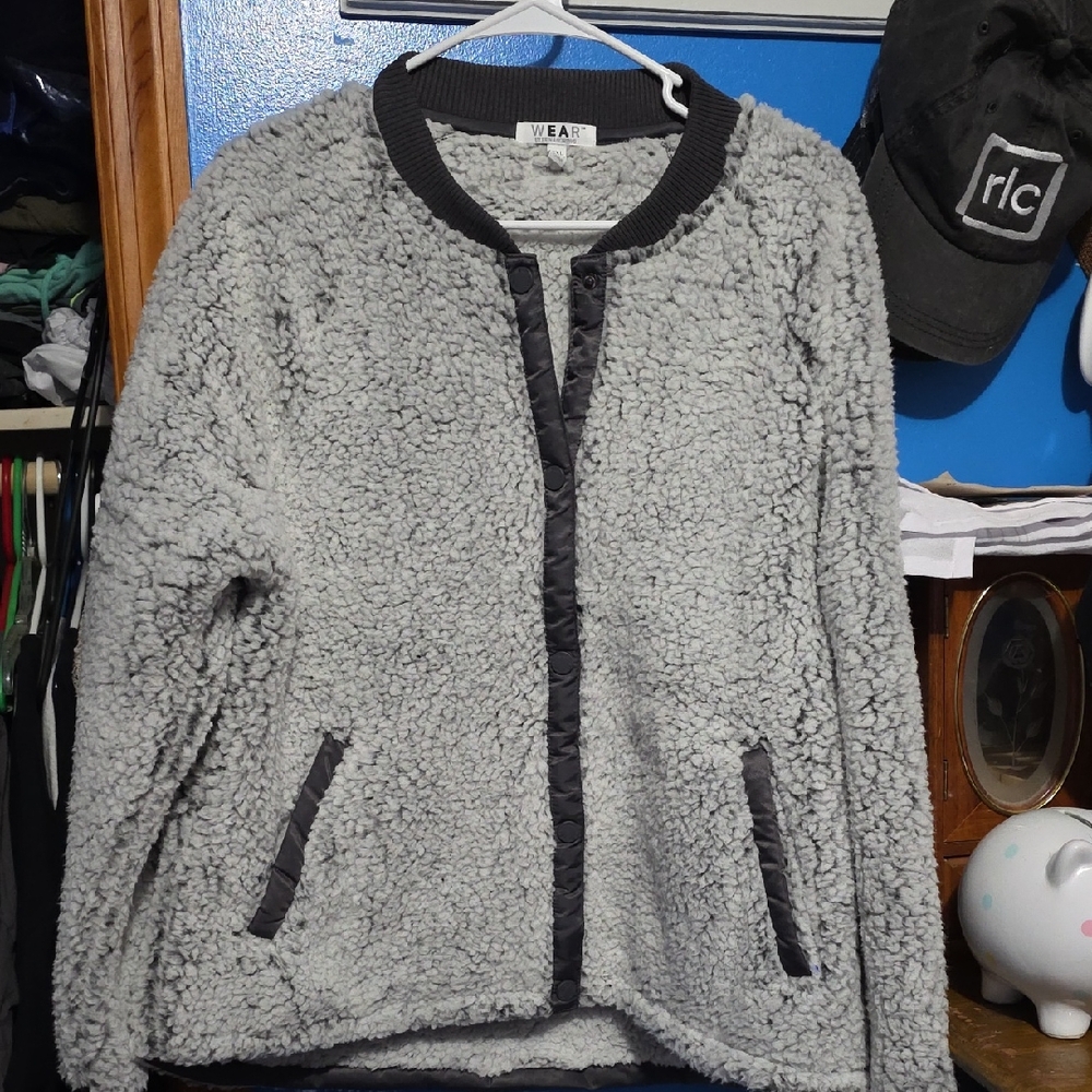 WEAR Women's Gray Sherpa Jacket